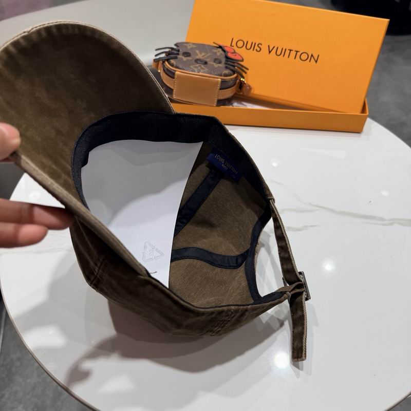 LV Cap (798)
