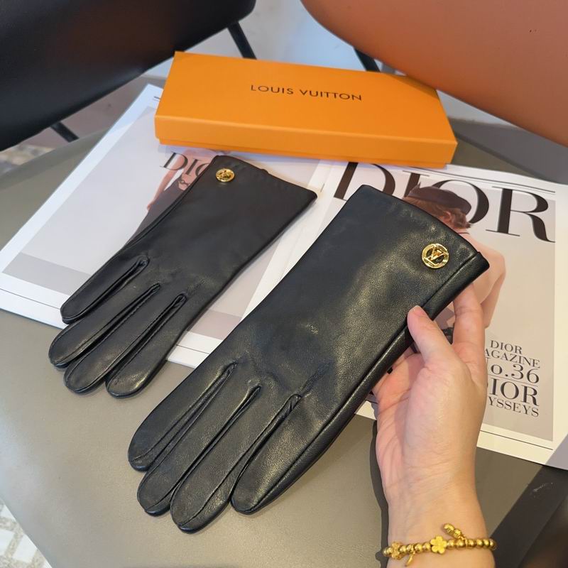 LV Gloves 76 (16)