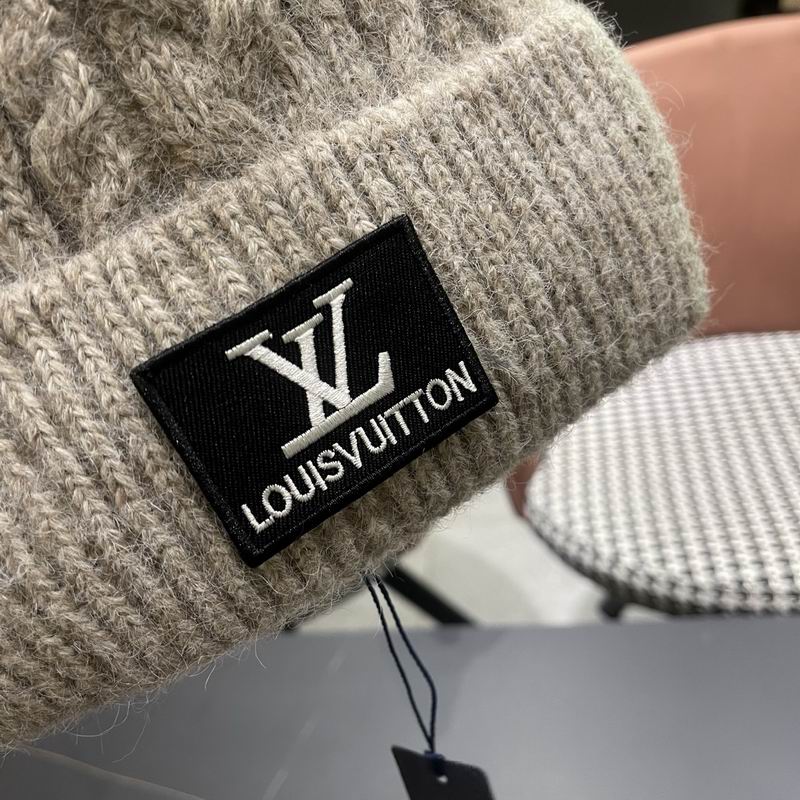 LV Hat (100)
