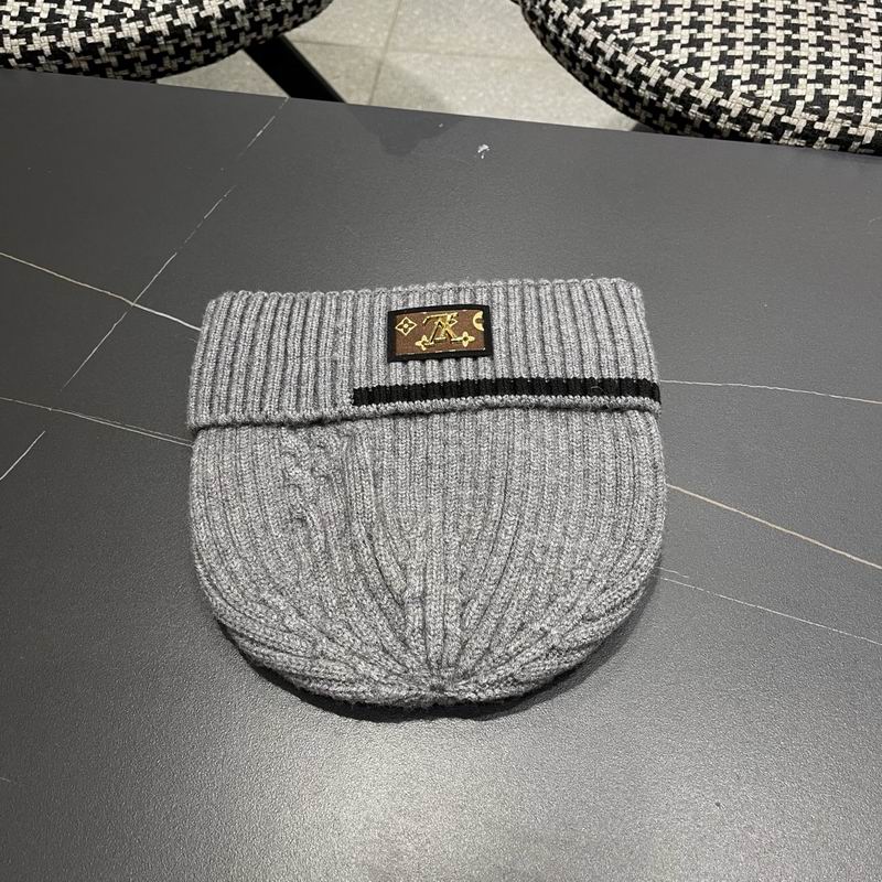 LV Hat (1153)
