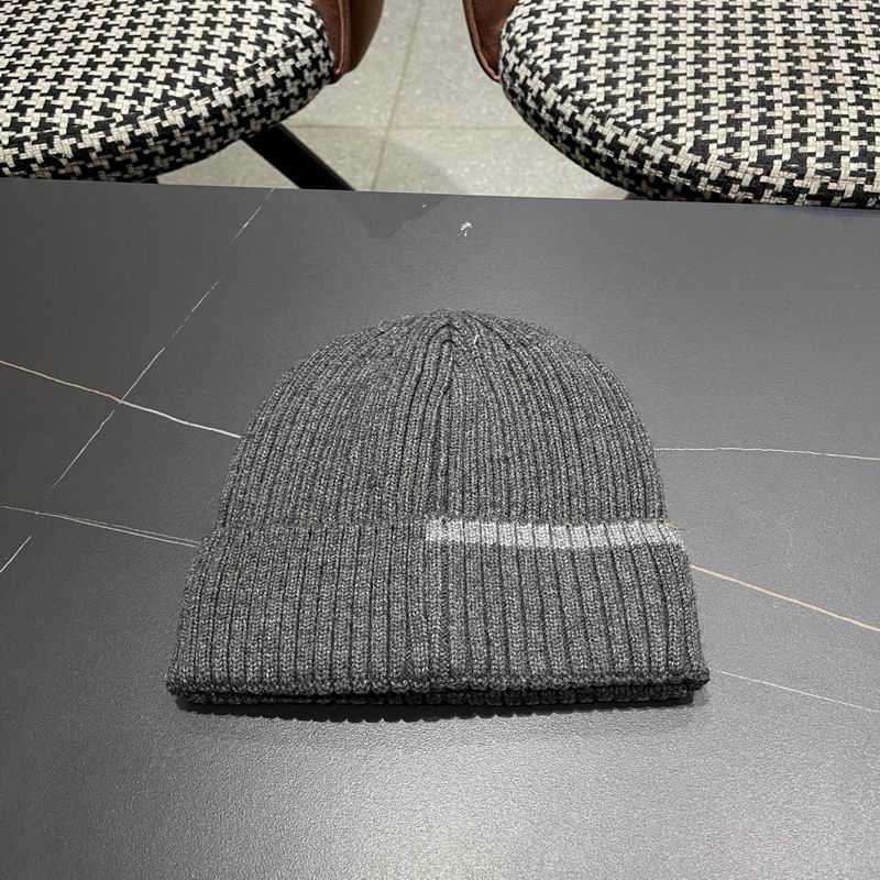LV Hat (1196)