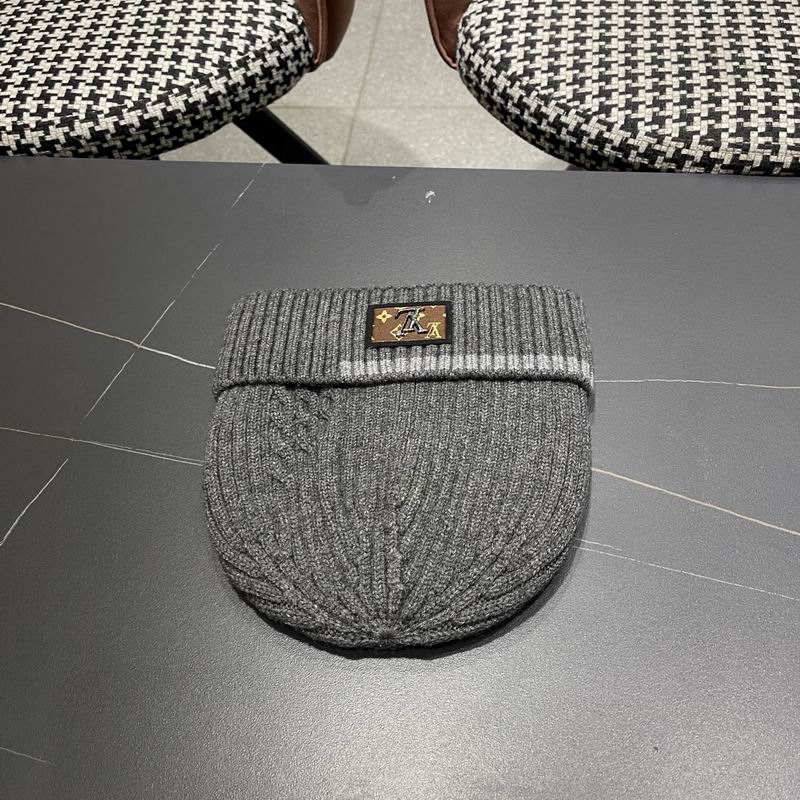 LV Hat (1197)
