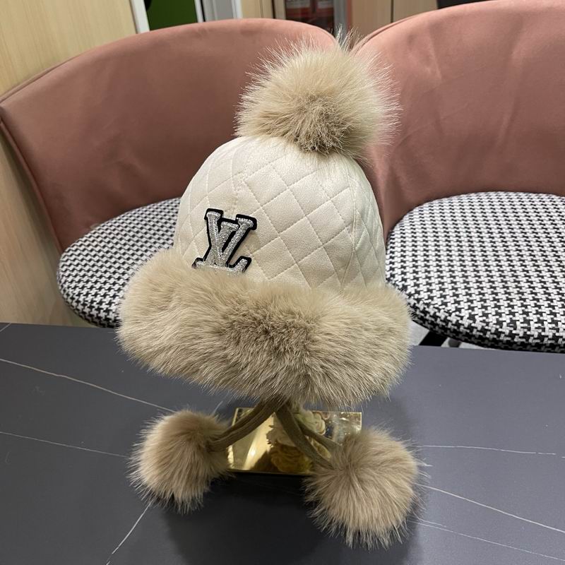 LV Hat (6388)