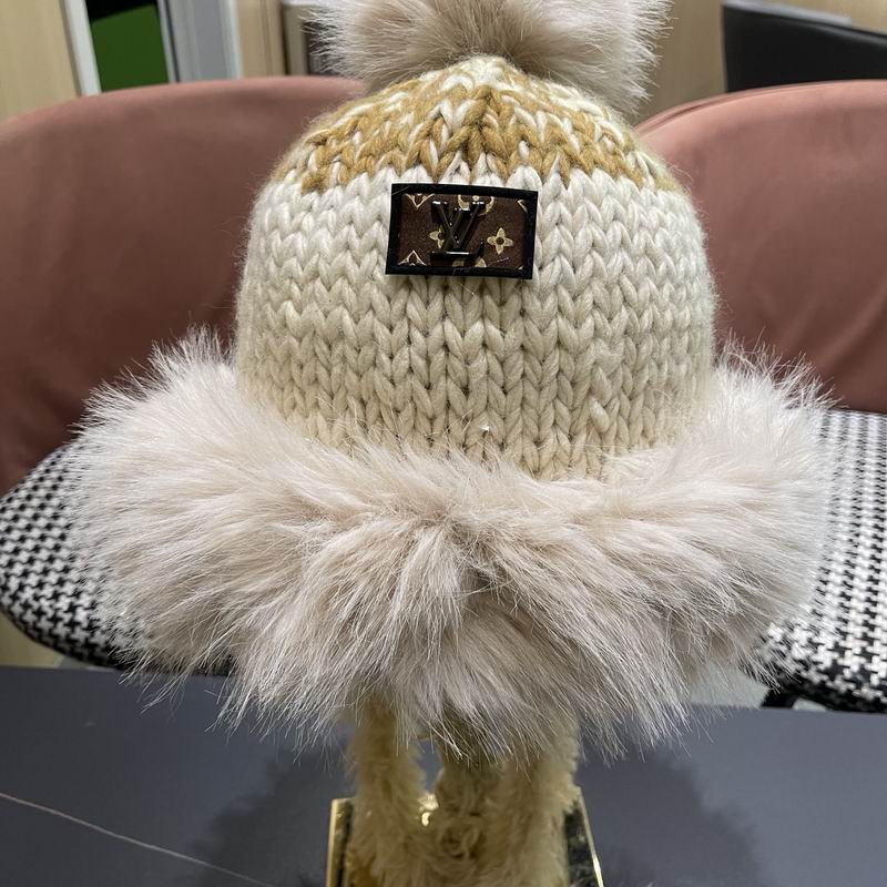 LV Hat (7115)