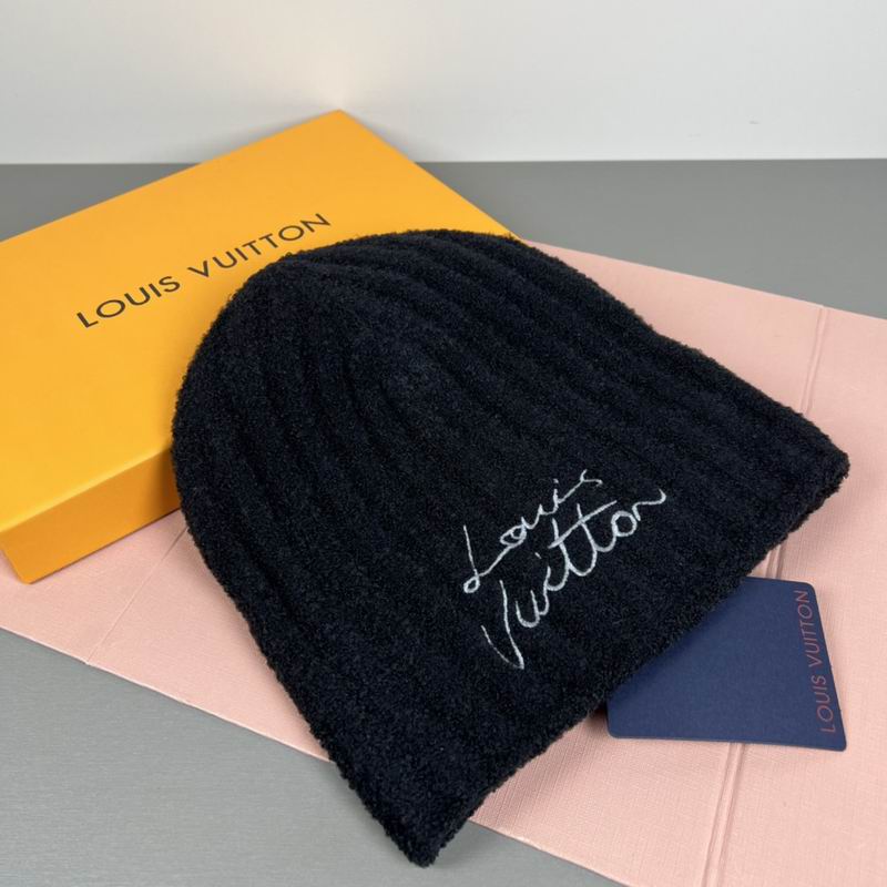 LV Hat dx (214)