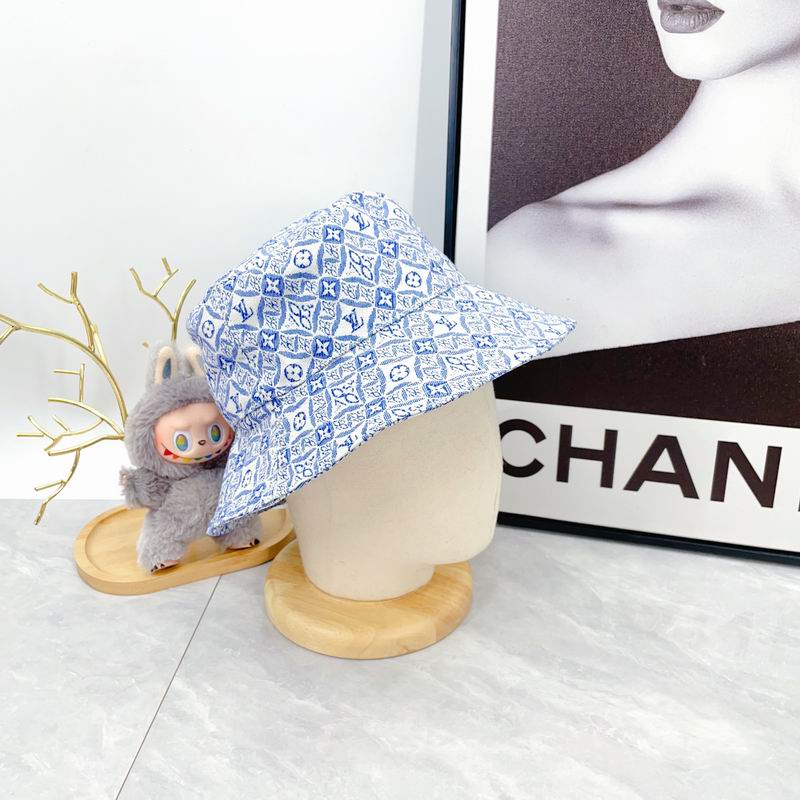 LV Hat dx (260)