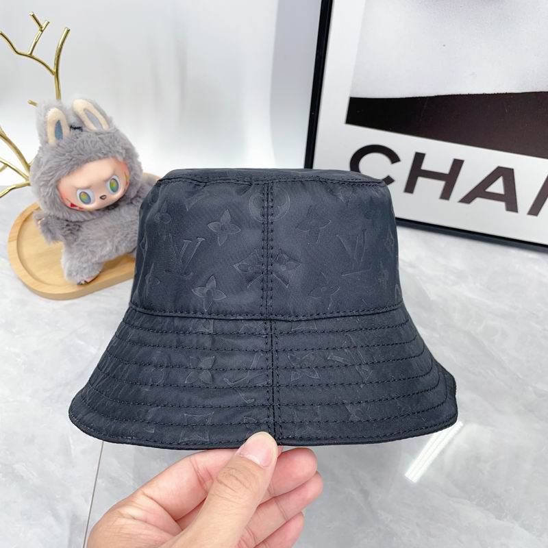 LV Hat dx (301)