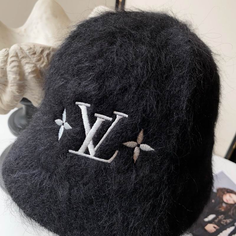 LV Hat dx (500)