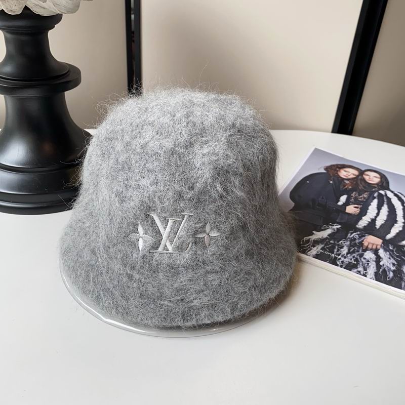 LV Hat dx (504)