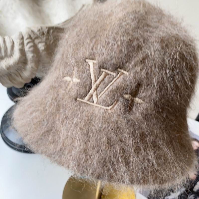LV Hat dx (517)