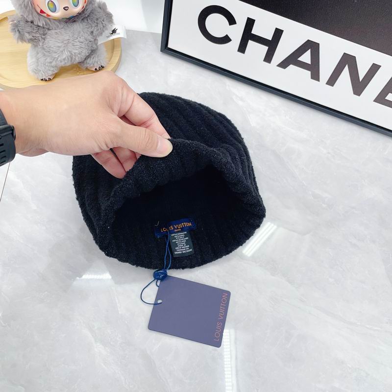LV Hat dx (577)