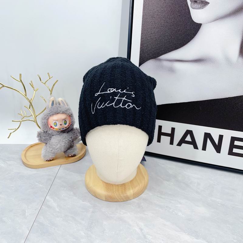 LV Hat dx (584)