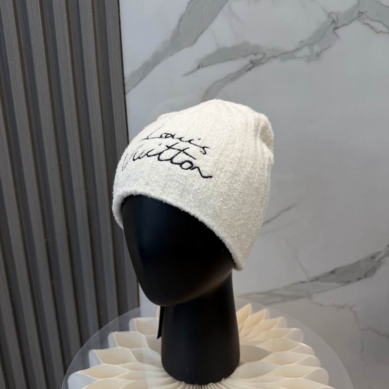 LV Hat dx (637)