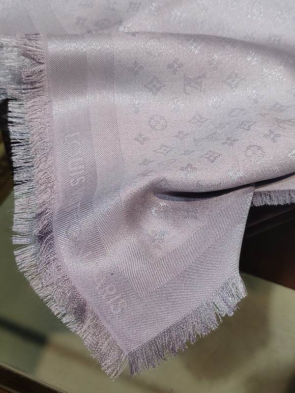 LV Scarf 139X139cm E90 (15)