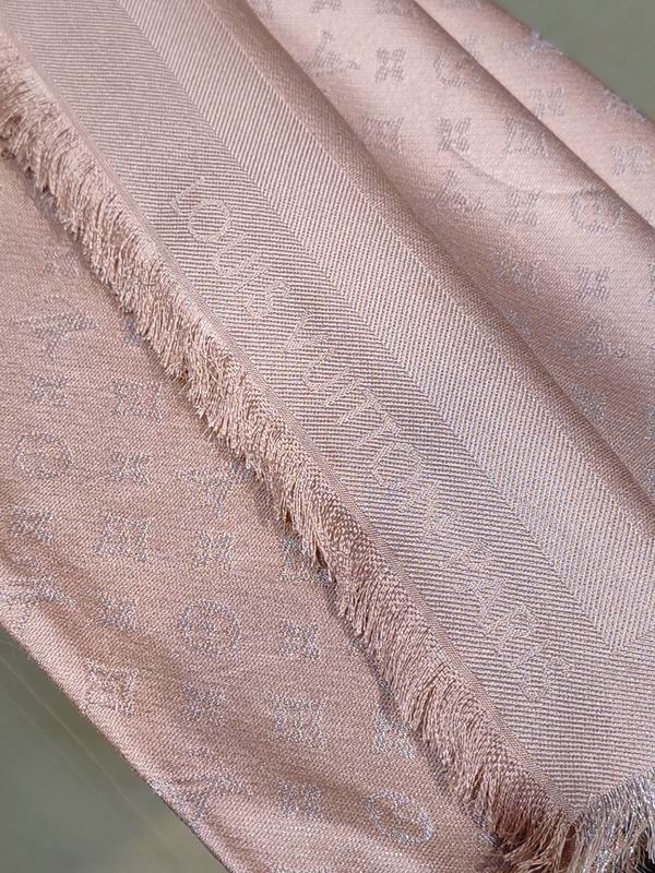 LV Scarf 139X139cm E90 (3)