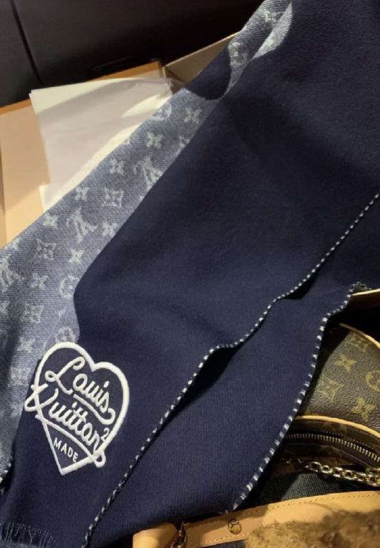 LV Scarf 200X43cm 100%绵羊毛 E11 (7)