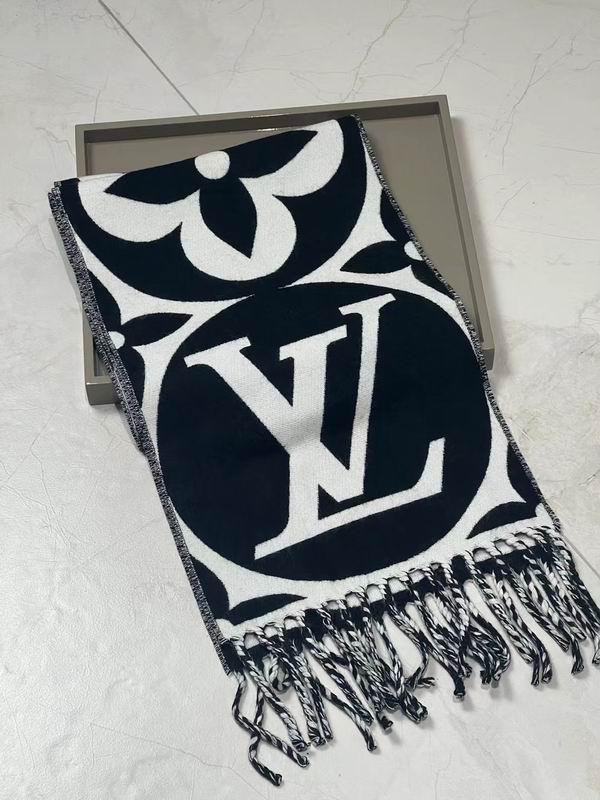 LV Scarf 235X30ml E30 (15)