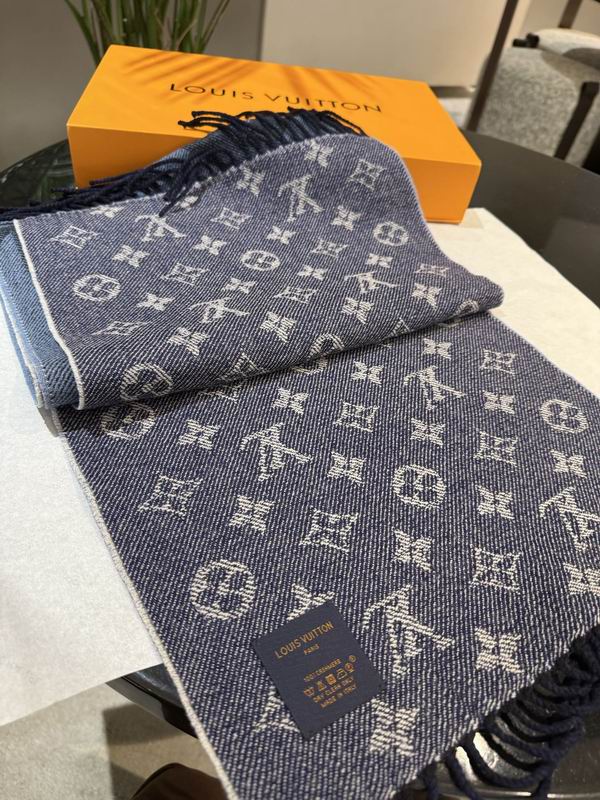 LV Scarf 33X200cm E23 (5)