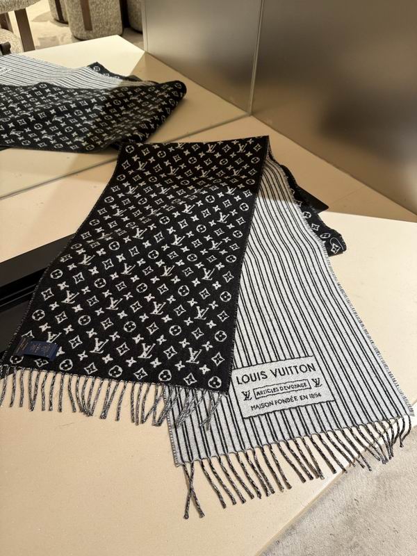 LV Scarf 35X210cm E30 (10)