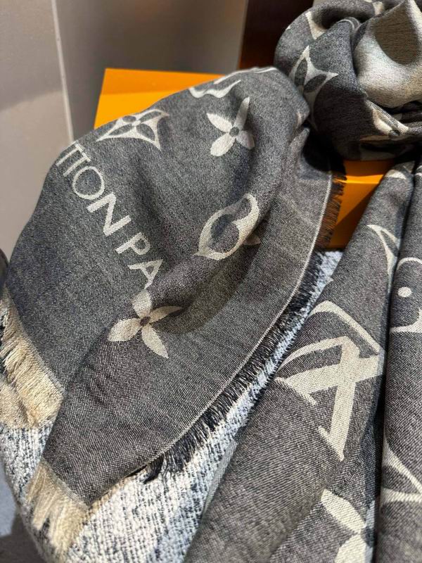 LV Scarf 70X200cm E34 (18)