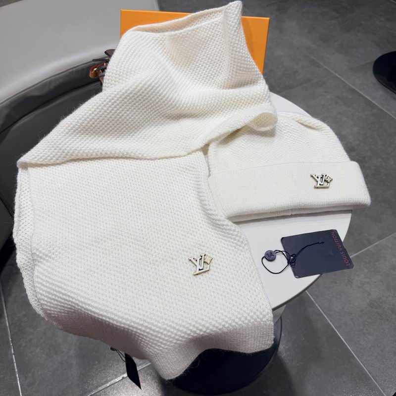 LV Scarf Hat (1049)