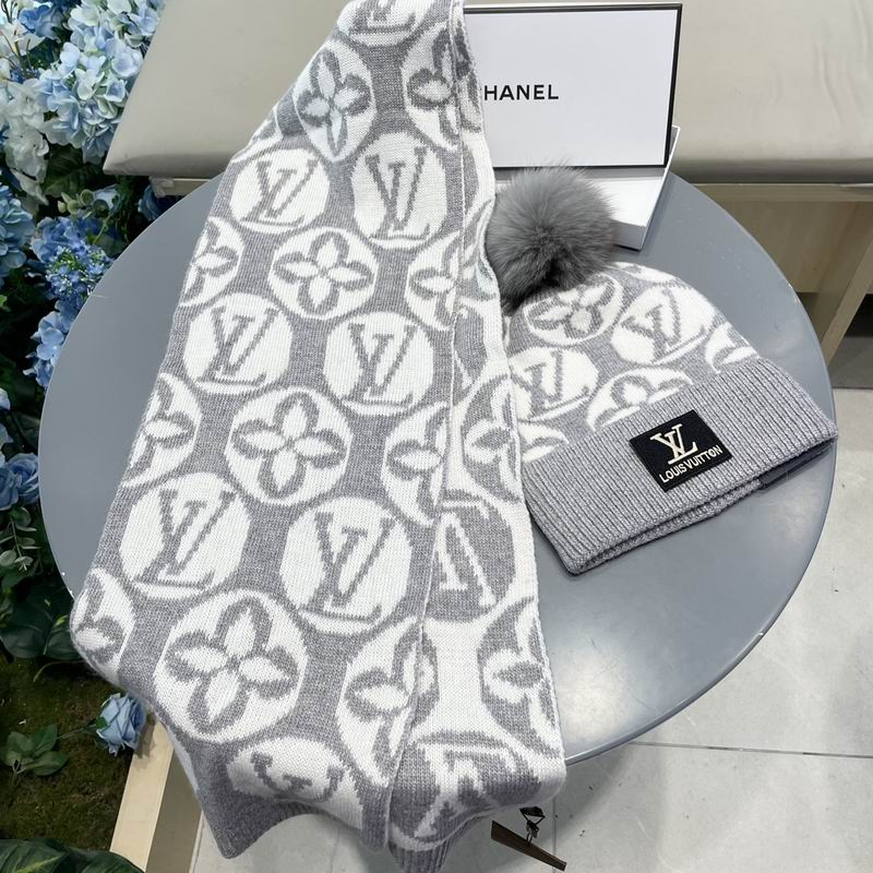LV Scarf Hat (16)