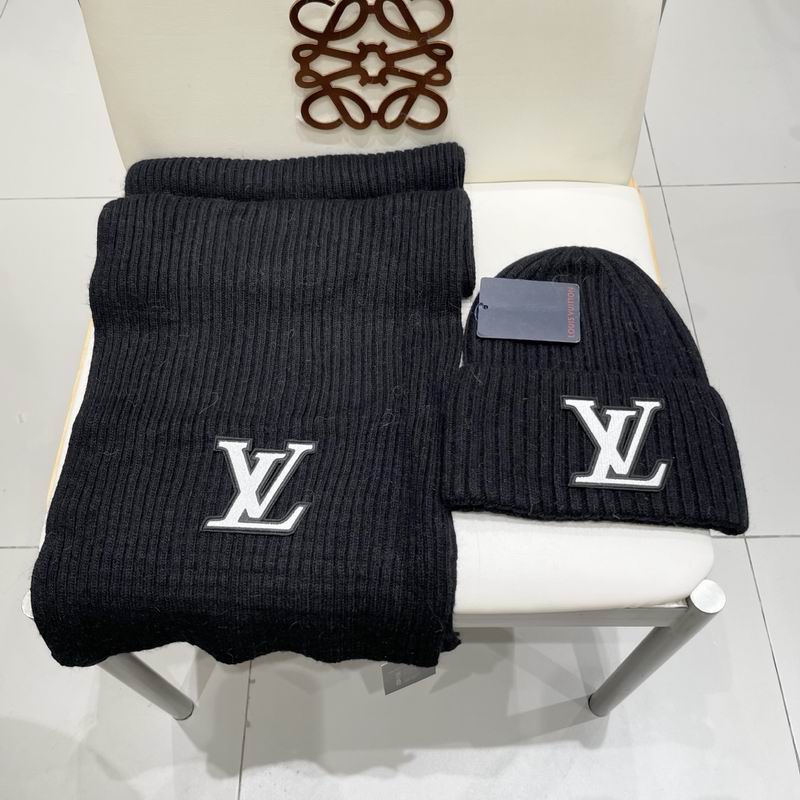 LV Scarf Hat (244)