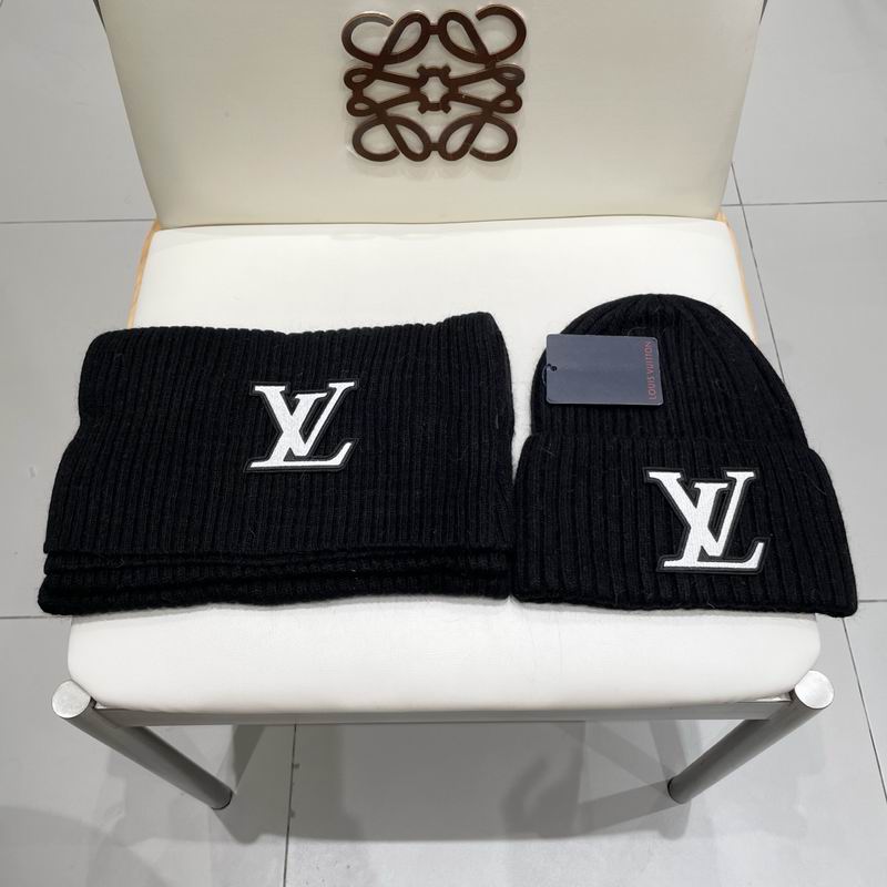 LV Scarf Hat (245)