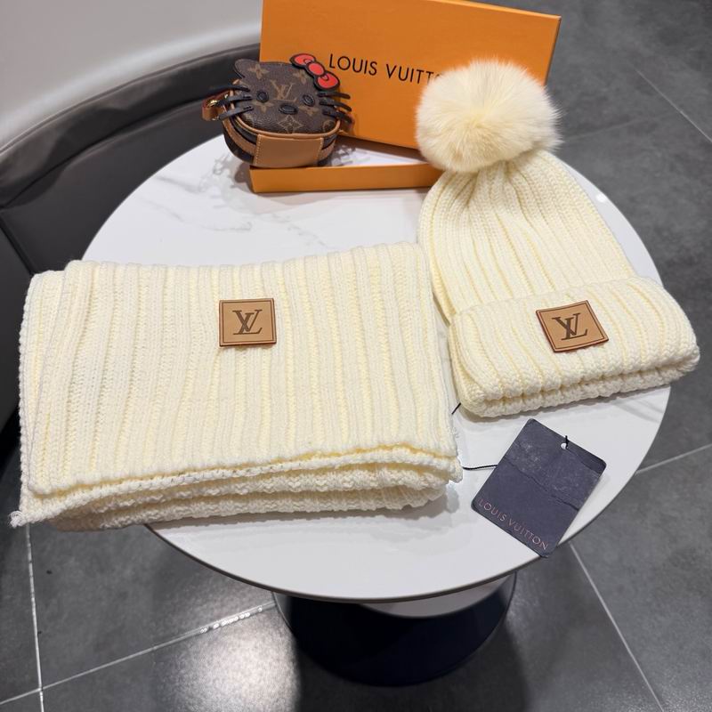 LV Scarf Hat (697)