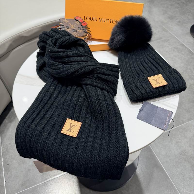 LV Scarf Hat (700)