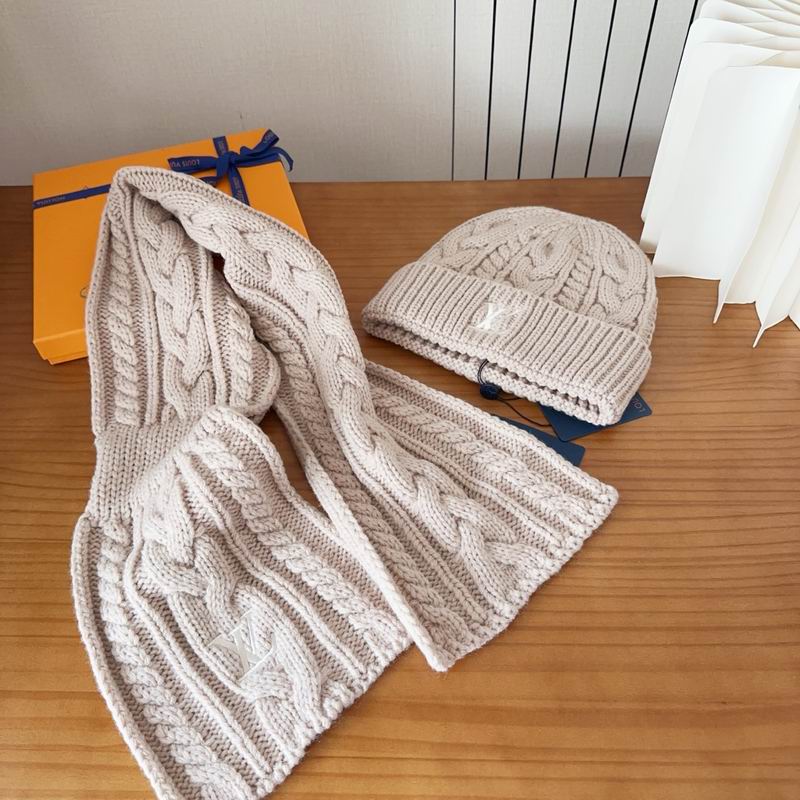 LV Scarf Hat (899)