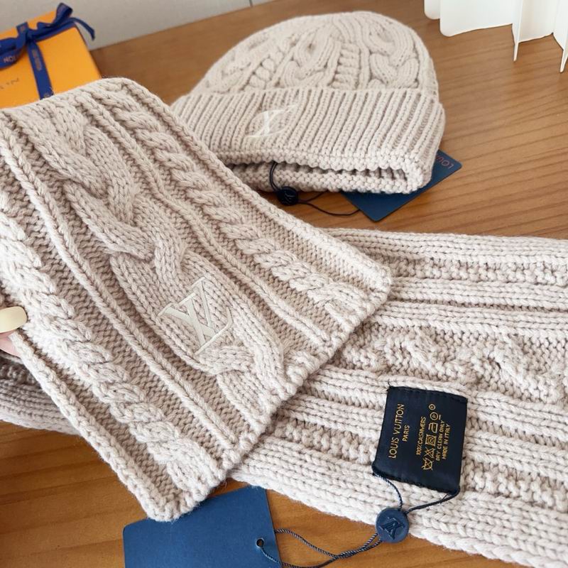 LV Scarf Hat (903)