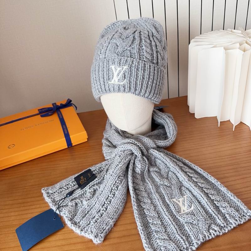 LV Scarf Hat (906)