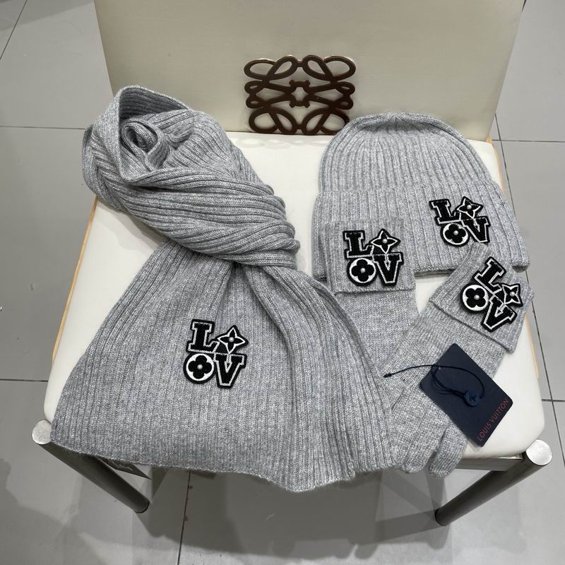LV Scarf Hat Gloves (213)