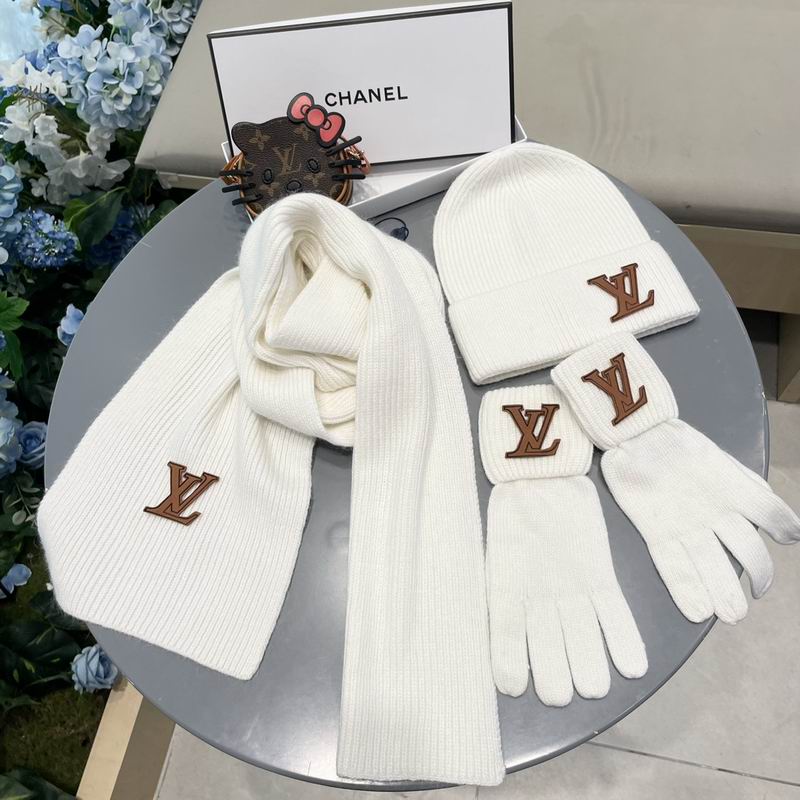 LV Scarf Hat Gloves (673)