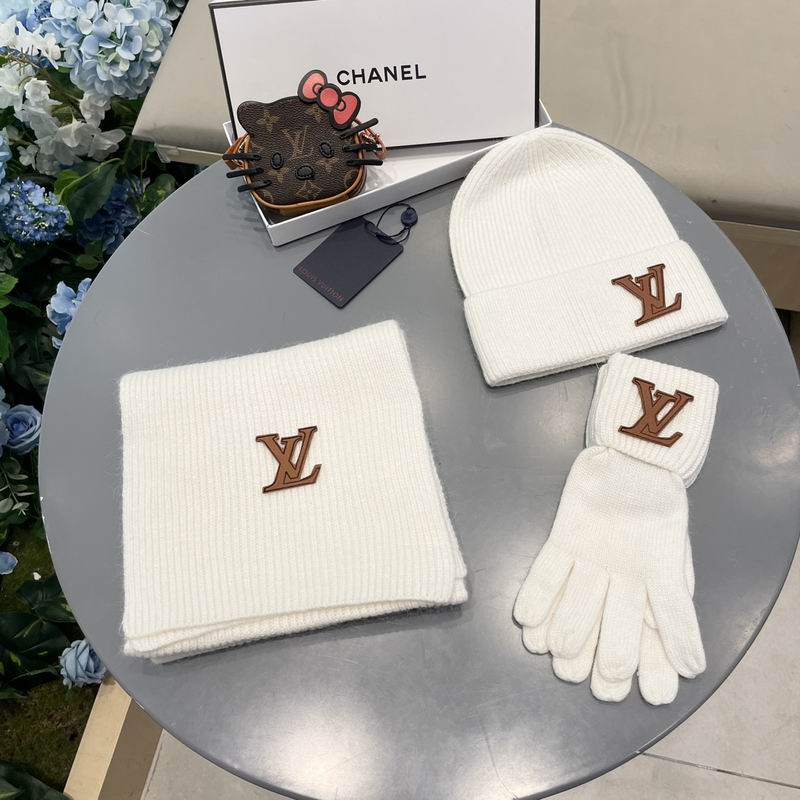 LV Scarf Hat Gloves (679)