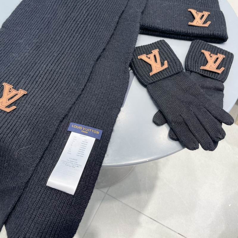 LV Scarf Hat Gloves (680)
