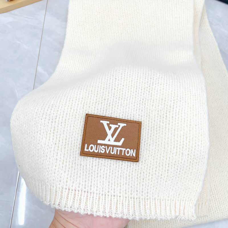 LV Scarf dx (150)