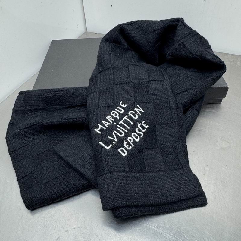 LV Scarf dx (5)