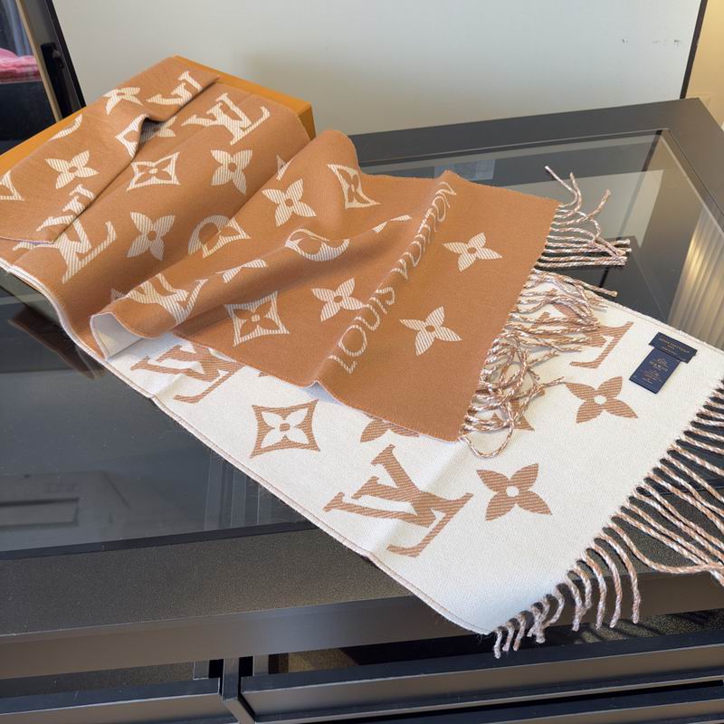 LV Scarf hm (15)