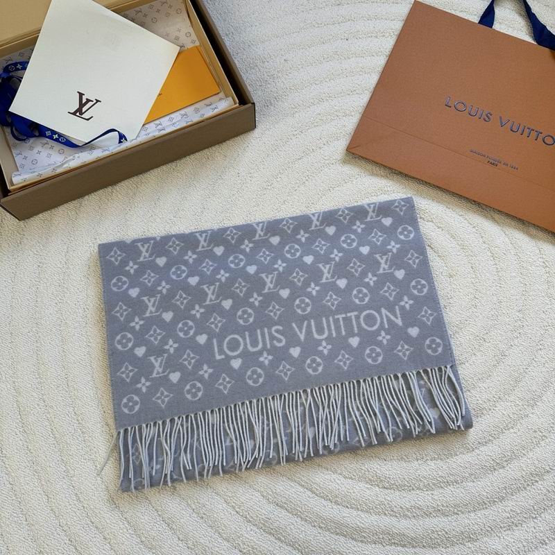LV Scarf hm (40)