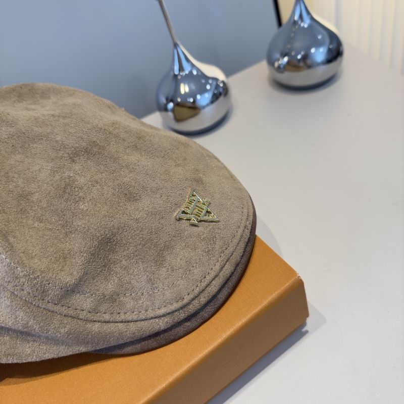 LV beret (128)