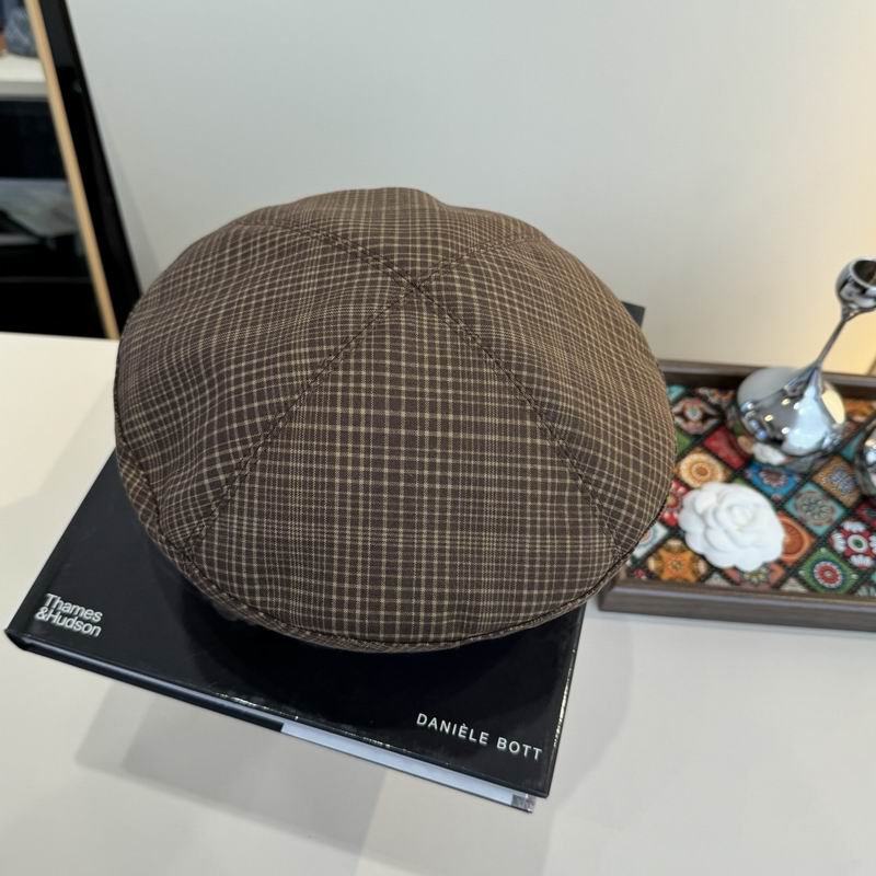 LV beret (380)
