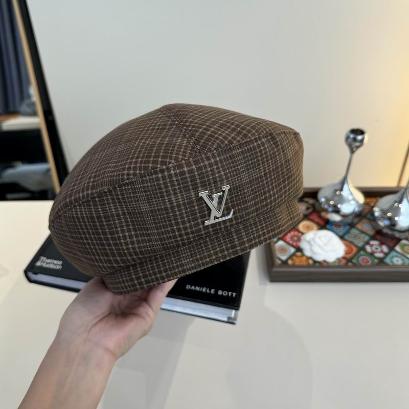 LV beret (384)
