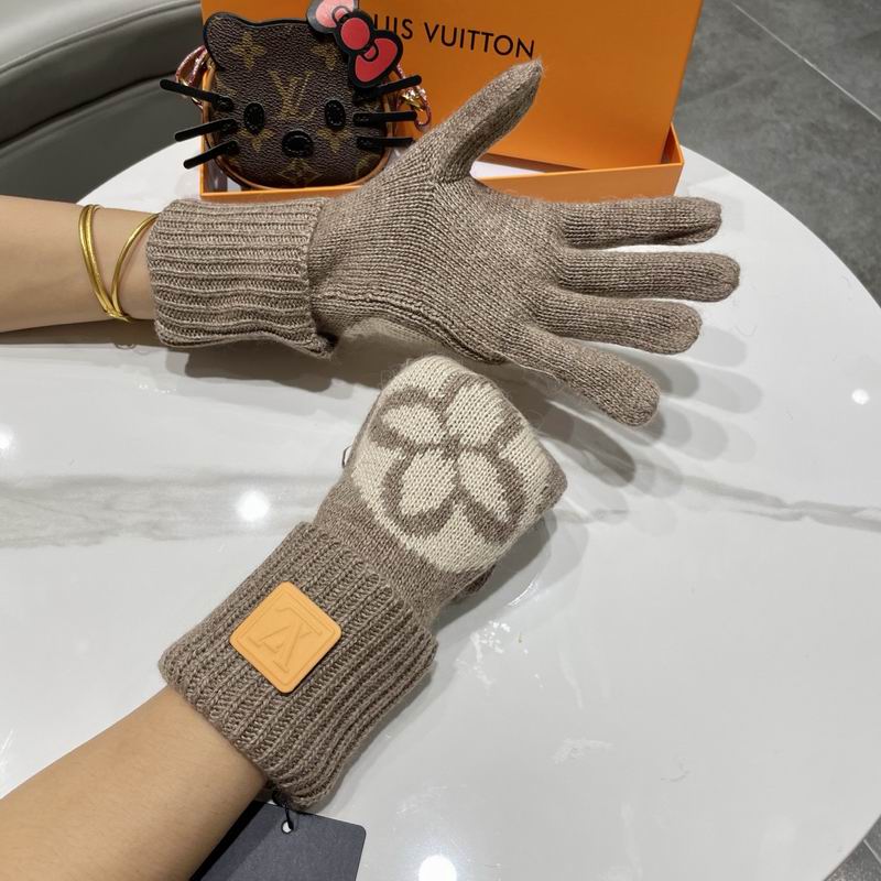 LV gloves 53 (20)