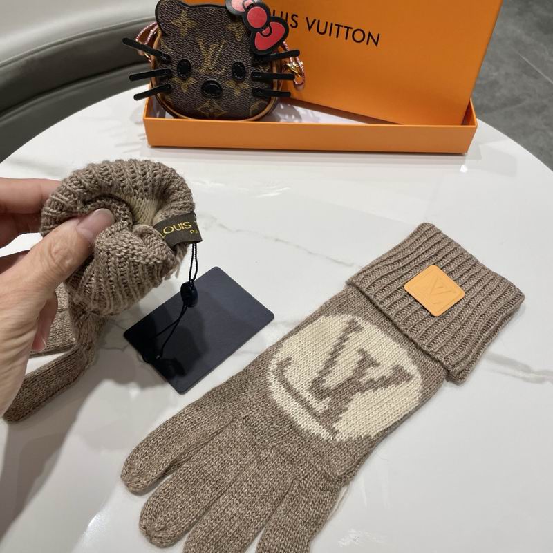 LV gloves 53 (26)