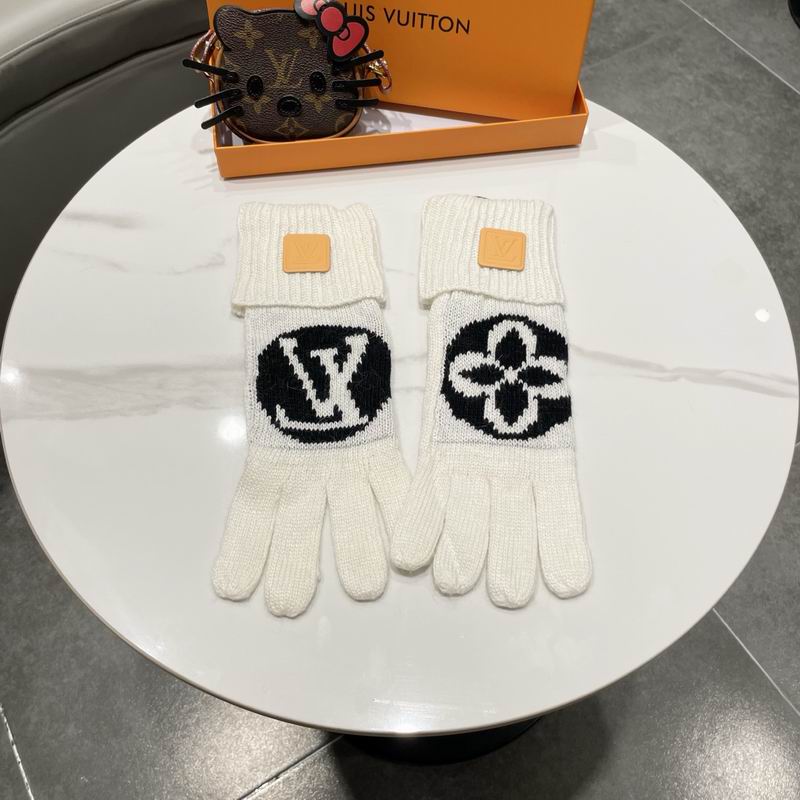 LV gloves 53 (37)