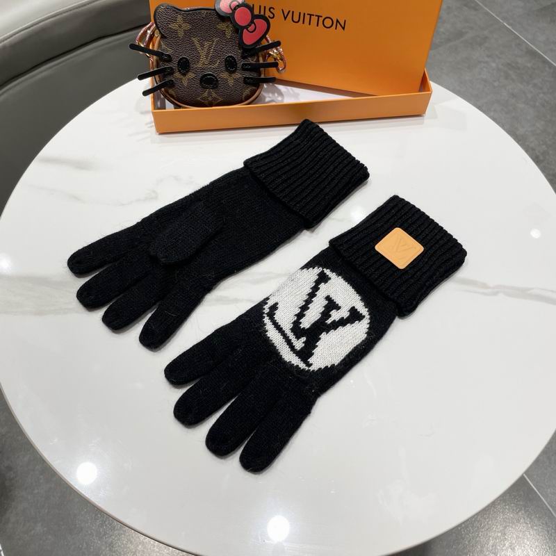 LV gloves 53 (9)