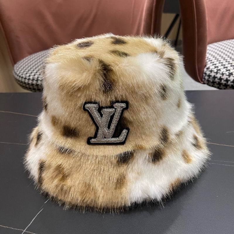 LV hat (1241)