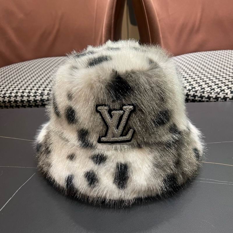 LV hat (1254)